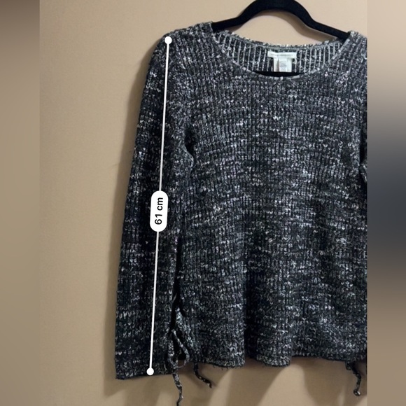 American Eagle Ladies S Black & White Side-Laced Sweater - Picture 14 of 16